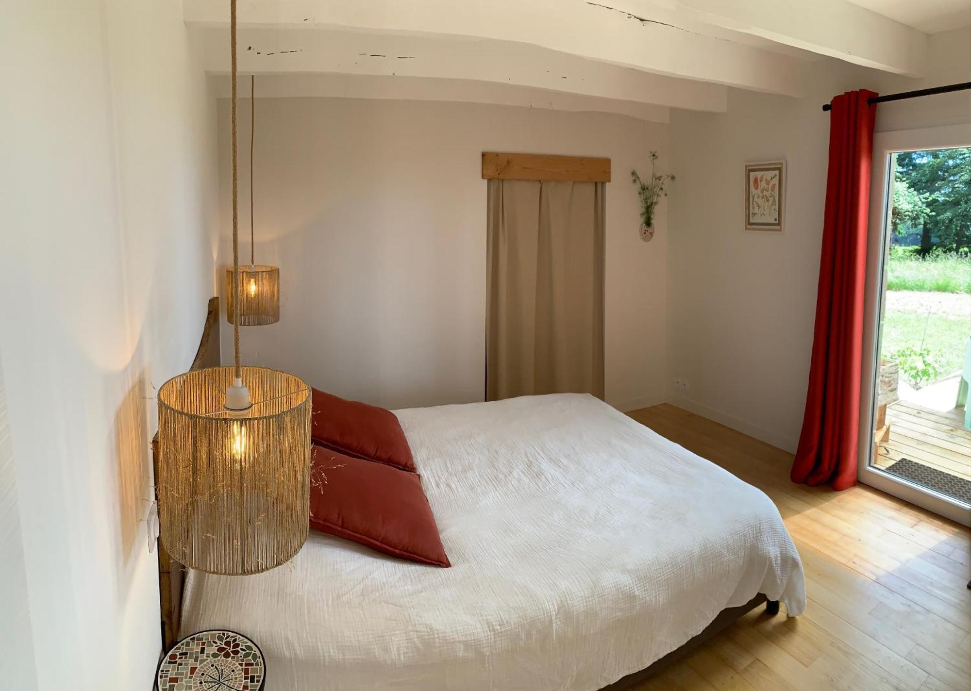 Aux Logis De Fonfroide Chez Mylene & David Marcoles Exterior foto